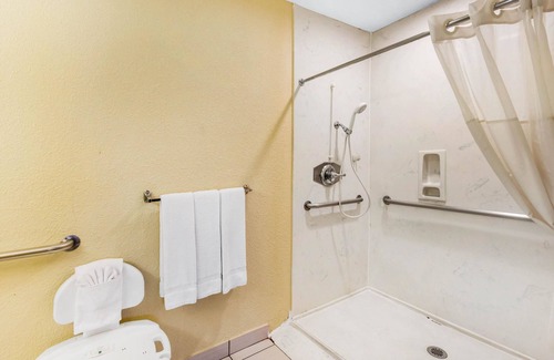 Abilene Hotel | Quality Inn & Suites Abilene North