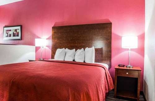 Altoona Hotel | Quality Inn & Suites Altoona - Des Moines