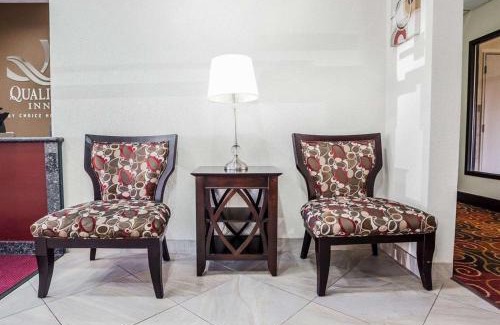Altoona Hotel | Quality Inn & Suites Altoona - Des Moines