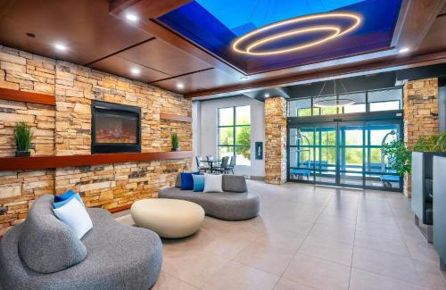 Desjardins Hotel | Quality Inn & Suites