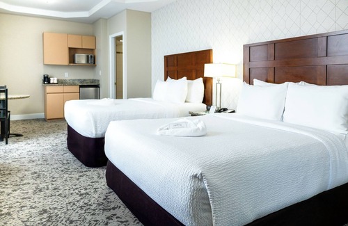 Downtown Vancouver Hotel | Quality Inn & Suites