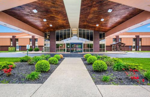 Florence Hotel | Quality Inn & Suites Florence - Cincinnati South