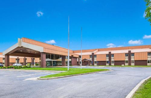 Florence Hotel | Quality Inn & Suites Florence - Cincinnati South