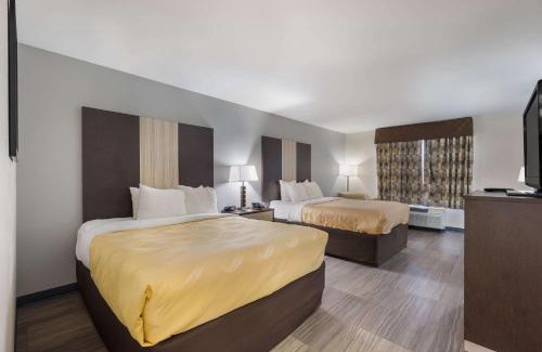 Huntsville Hotel | Quality Inn & Suites Huntsville Research Park Area
