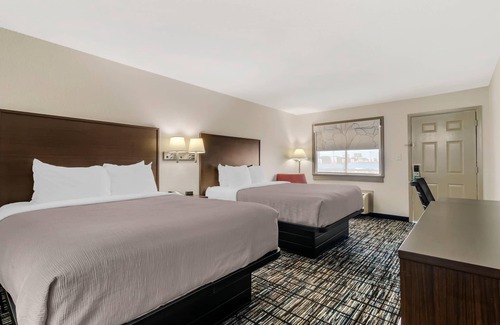 Wetmore Hotel | Quality Inn & Suites I-10 near Fiesta Texas