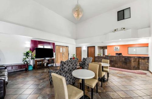 Junction Hotel | Quality Inn & Suites Junction