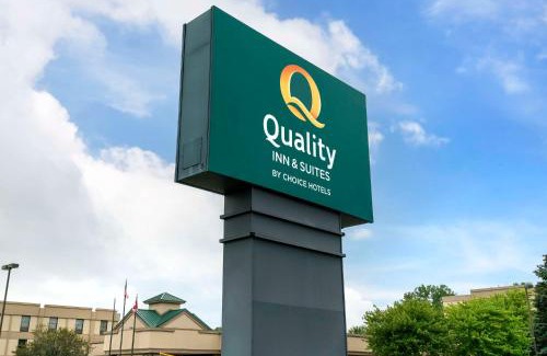Monroe Hotel | Quality Inn & Suites Monroe