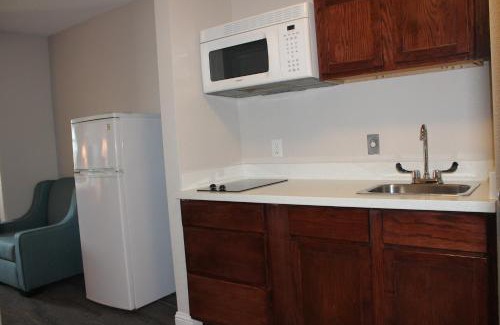 Port Arthur Hotel | Quality Inn & Suites Port Arthur - Nederland