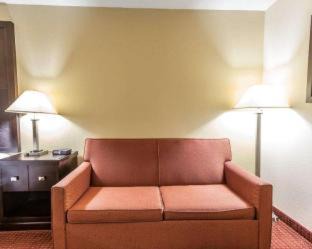 Portsmouth Hotel | Quality Inn & Suites Portsmouth