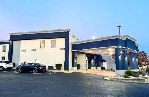 Roselawn Finance Hotel | Quality Inn & Suites