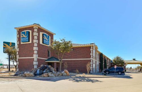 Lubbock Hotel | Quality Inn & Suites