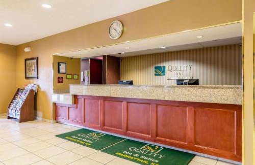 Manhattan Hotel | Quality Inn & Suites