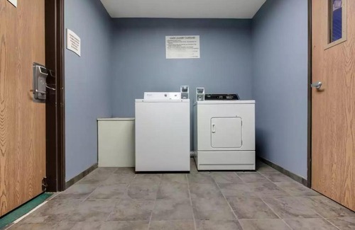 McCook Hotel | Quality Inn & Suites