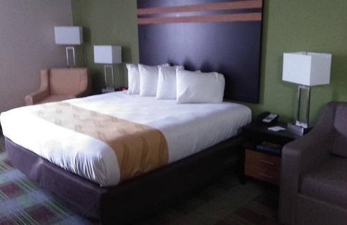 Mount Vernon Hotel | Quality Inn & Suites