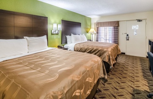 Roanoke Hotel | Quality Inn Tanglewood