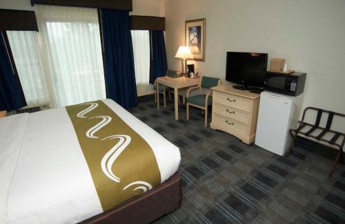 Buzzards Bay Hotel | Quality Inn