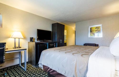 Great Bend Hotel | Quality Inn