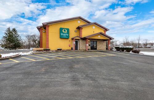 Oneida Hotel | Quality Inn