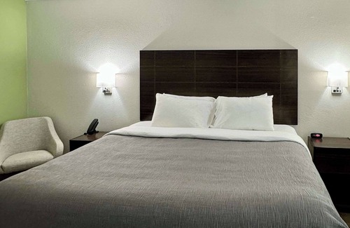 Sulphur Hotel | Quality Inn
