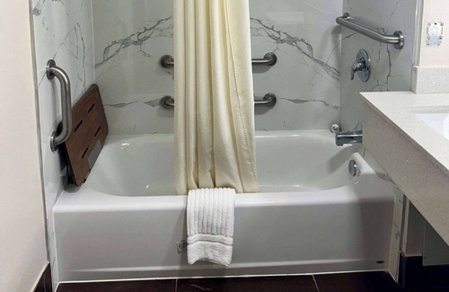 Sulphur Hotel | Quality Inn