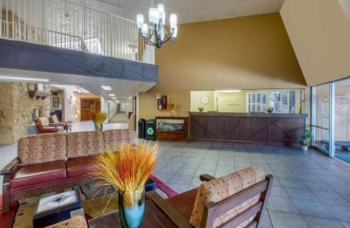 Page Hotel | Quality Inn View of Lake Powell - Page