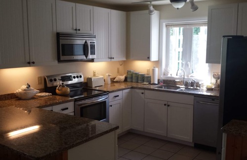 Ocean Park Apartment | Quality Ocean Park Rental Just Minutes From Maine's Premier 7 Mile Sandy Beach