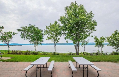 Ste Anne de Beaupre Hotel | Quality Suites