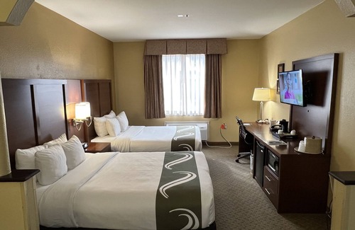 Midland Hotel | Quality Suites Midland North Loop 250