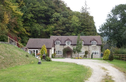 Presteigne House | Quarry House, peaceful rural retreat, country farmhouse cottage, sleeps 8-12