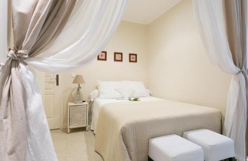 Jardin des plantes Apartment | Quartier Latin Apartments 3 Apartments to choose!