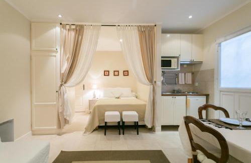 Jardin des plantes Apartment | Quartier Latin Apartments 3 Apartments to choose!