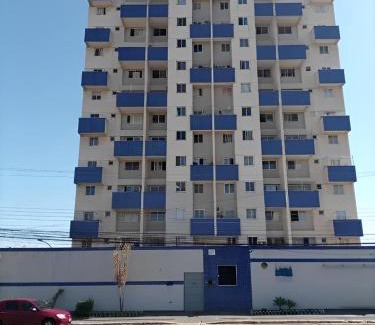 Samambaia Apartment | Quarto Feliz - Lazer e Conforto com Varanda - Até 3P