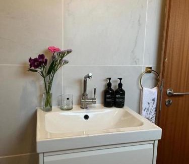 Stykkisholmur House | Quarto single