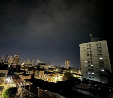 Jurunas House | Quarto tranquilo e aconchegante em Ap