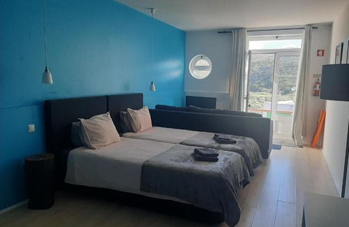 Baiona House | Quartos do Seixe - Azul