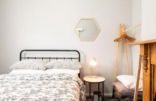 Geelong House | Quartz Cottage Geelong