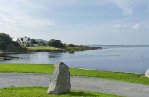 Dungloe House | QUAY ROAD COTTAGE, family friendly in Dungloe, County Donegal