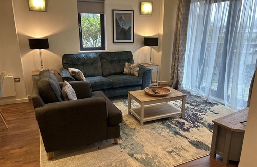 Castle Apartment | Quay View Apartment S