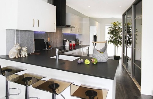 Y Felinheli Cottage | QUAYSIDE, family friendly, luxury holiday cottage in Y Felinheli