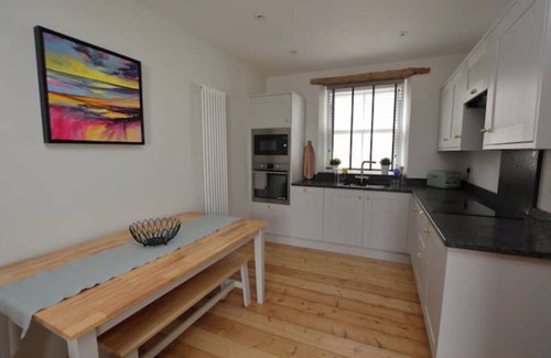 West Looe House | Quayside house with fabulous river views