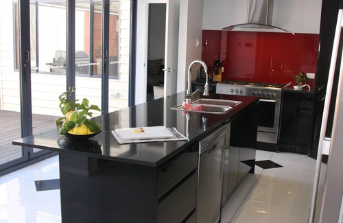 Fremantle House | QuayStayz Fremantle WA