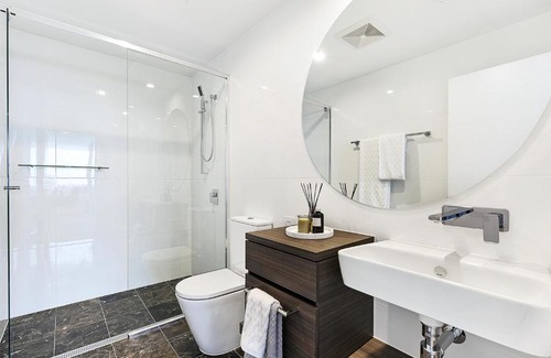 Broadbeach Apartment | Qube Broadbeach