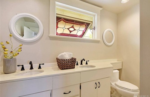 West Queen Anne House | Queen Anne Victorian Marvel. Character. views. 3000sf / patio. 2 car port