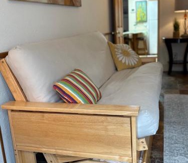 North Queen Anne Apartment | Queen Bea-Seattle-Queen Anne-Basement-Level