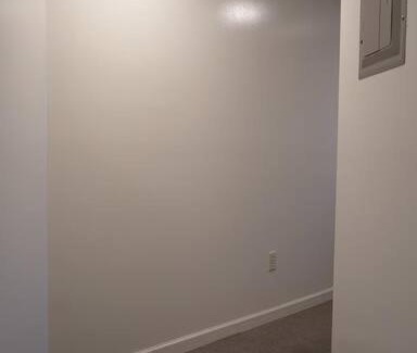 Newtonville Apartment | Queen Bed Beautiful Sunset w River view Fast WiFi