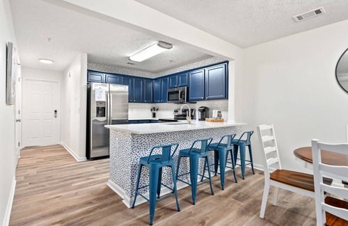 Auburn Apartment | Queen Bedroom inside a 4 BR Condo/New AU Oasis
