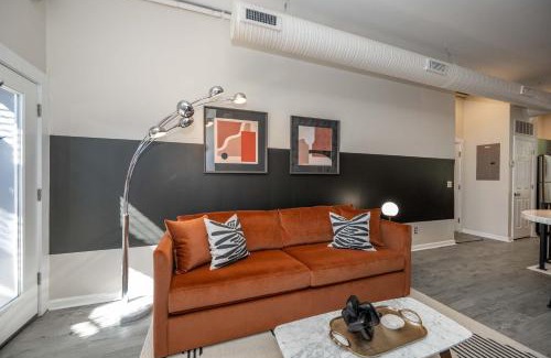 Mount Auburn Apartment | Queen City Views 1 Chic 1 BDR
