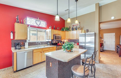 San Tan Valley House | Queen Creek Home w/Pool: Swim, Golf & Explore!