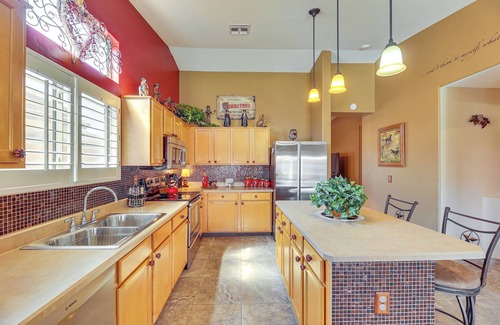 San Tan Valley House | Queen Creek Home w/Pool: Swim, Golf & Explore!
