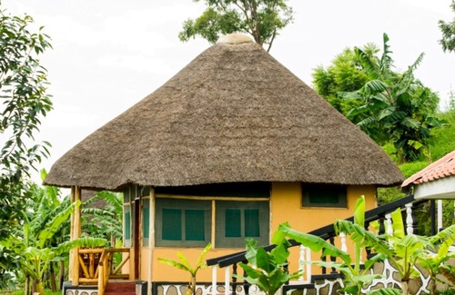 Kichwamba Cabin | Queen Elizabeth Park View Tourist Lodge